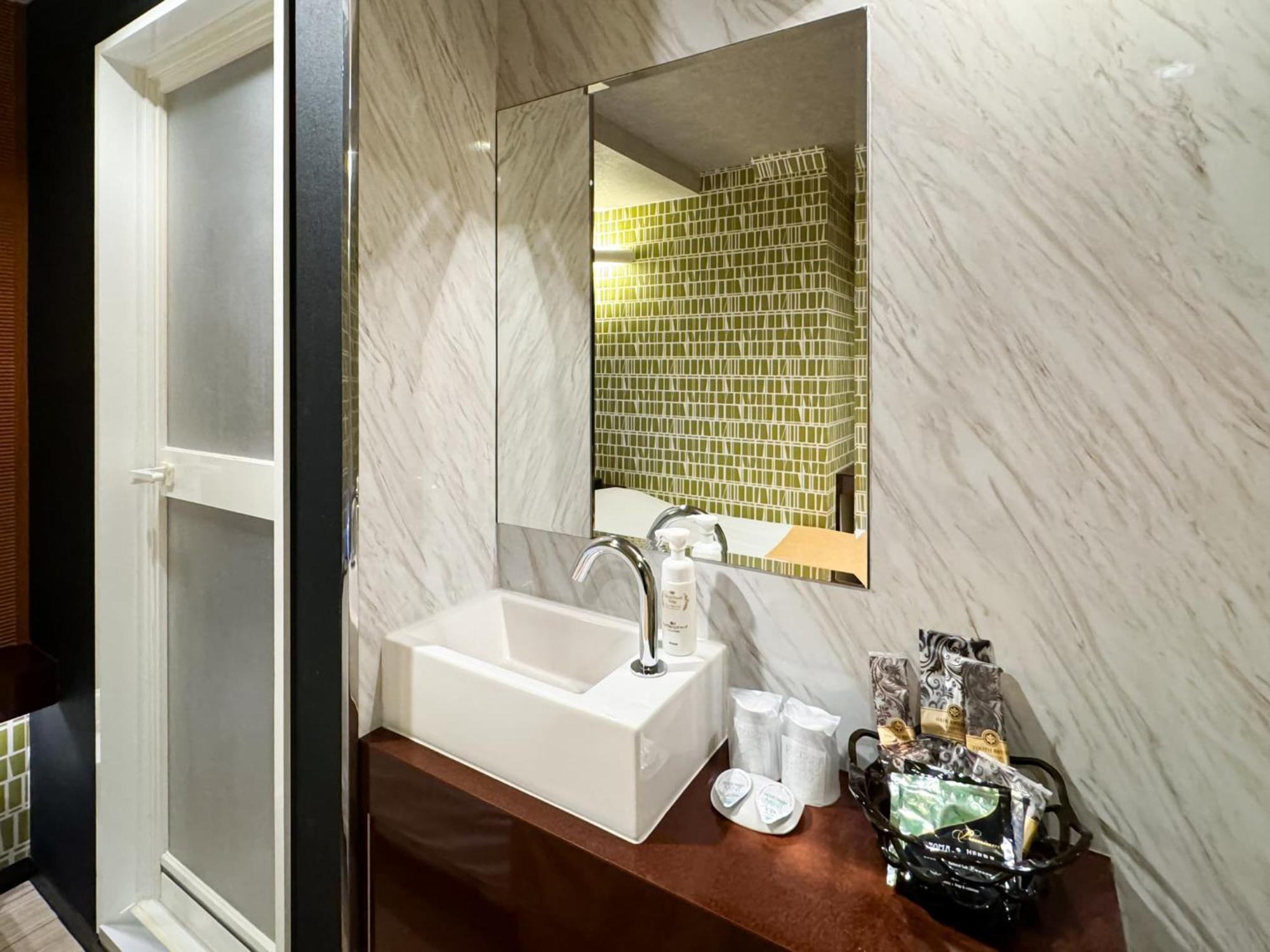 Hotel Century Тіба Екстер'єр фото